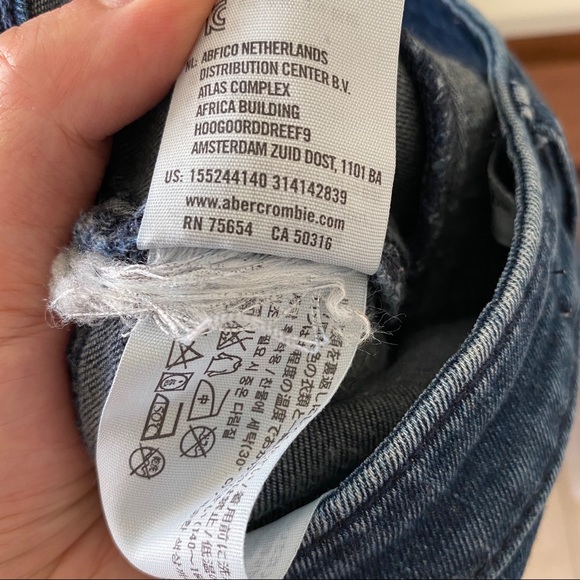 Abercrombie High Rise Skinny Jeans - Picture 6 of 6